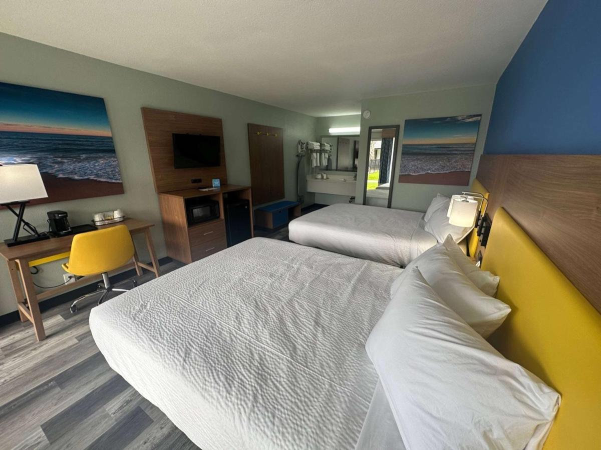 Days Inn & Suites By Wyndham Jennings מראה חיצוני תמונה