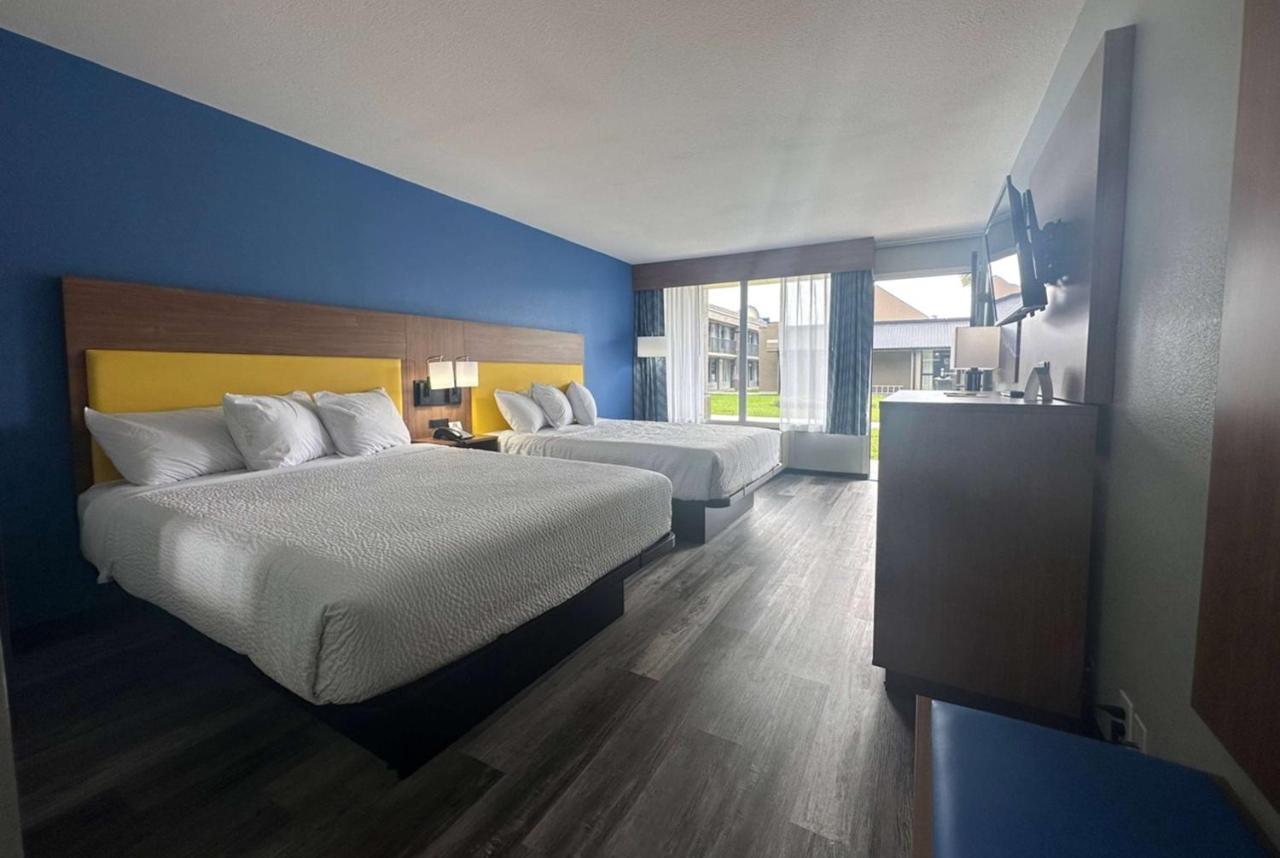 Days Inn & Suites By Wyndham Jennings מראה חיצוני תמונה