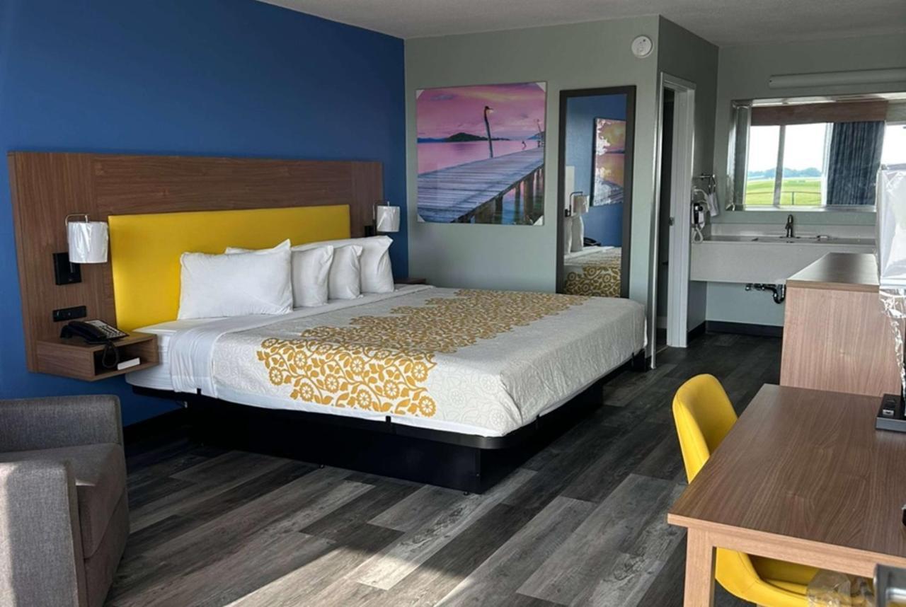 Days Inn & Suites By Wyndham Jennings מראה חיצוני תמונה
