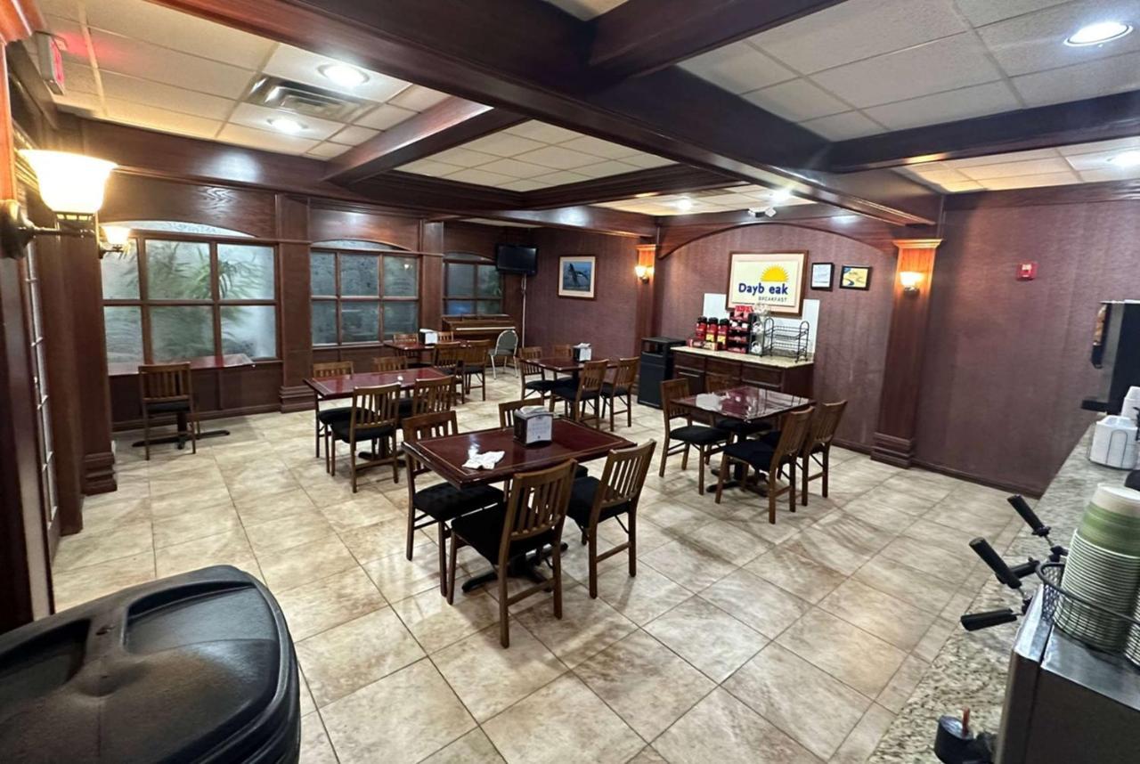 Days Inn & Suites By Wyndham Jennings מראה חיצוני תמונה